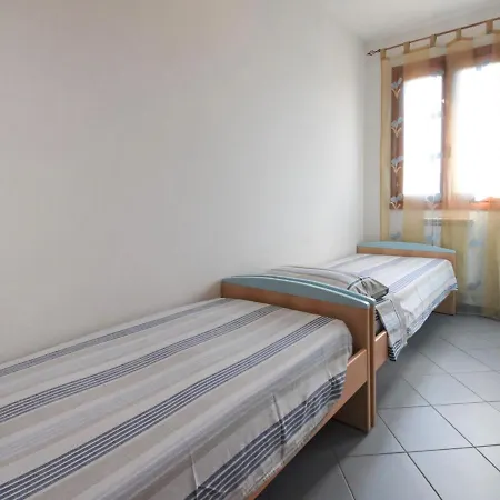 Solmare-7 By Interhome Apartment Rosapineta