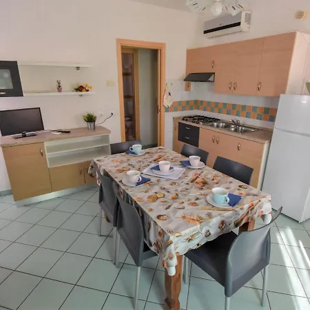 Solmare-7 By Interhome * Rosapineta